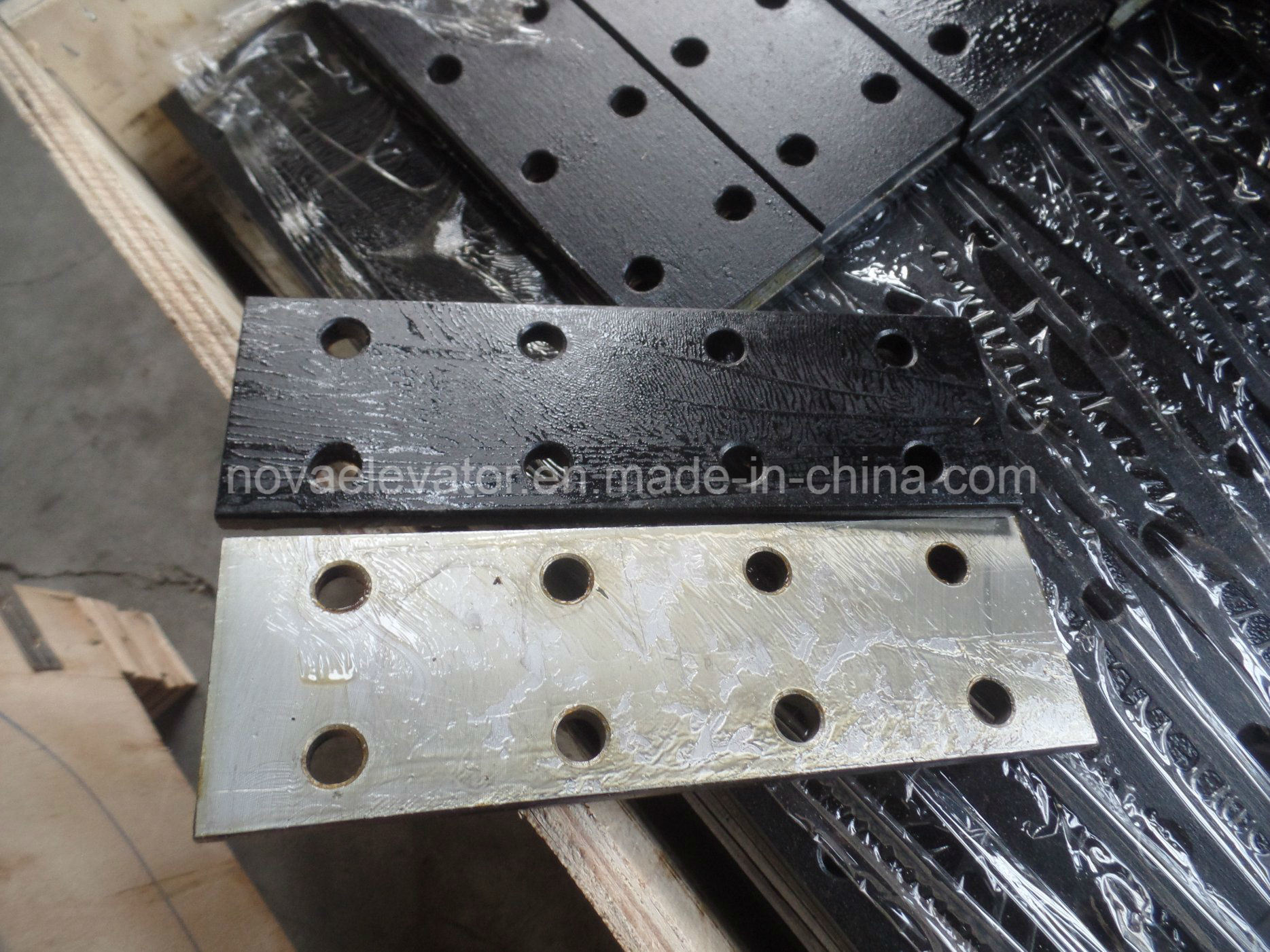 One Year Warranty Part Elevator Shaft Component Guide Rail Fishplate