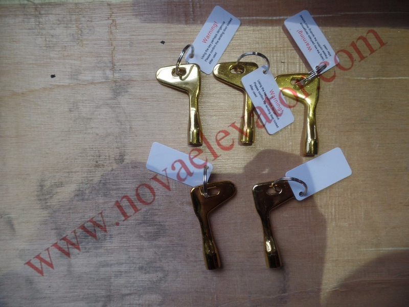 Good Quality Triangle Lock Key for Sale