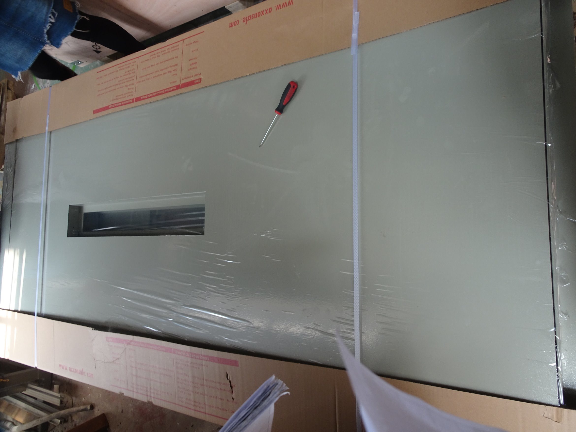 2022 Factory Price Elevator Fashion Design Manual Door in China