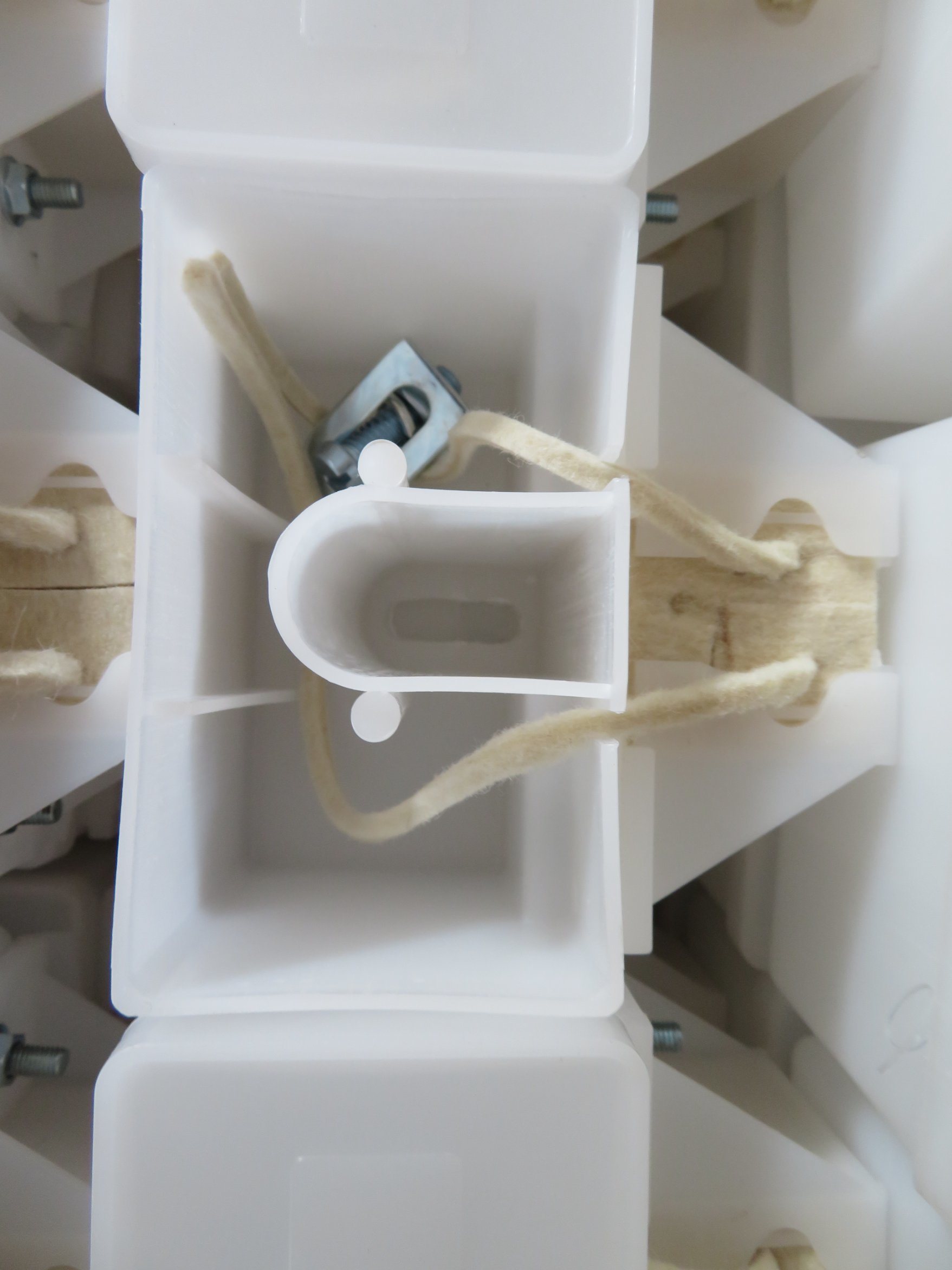 High Quality Elevator Lift Oil Cup for Guide Rail