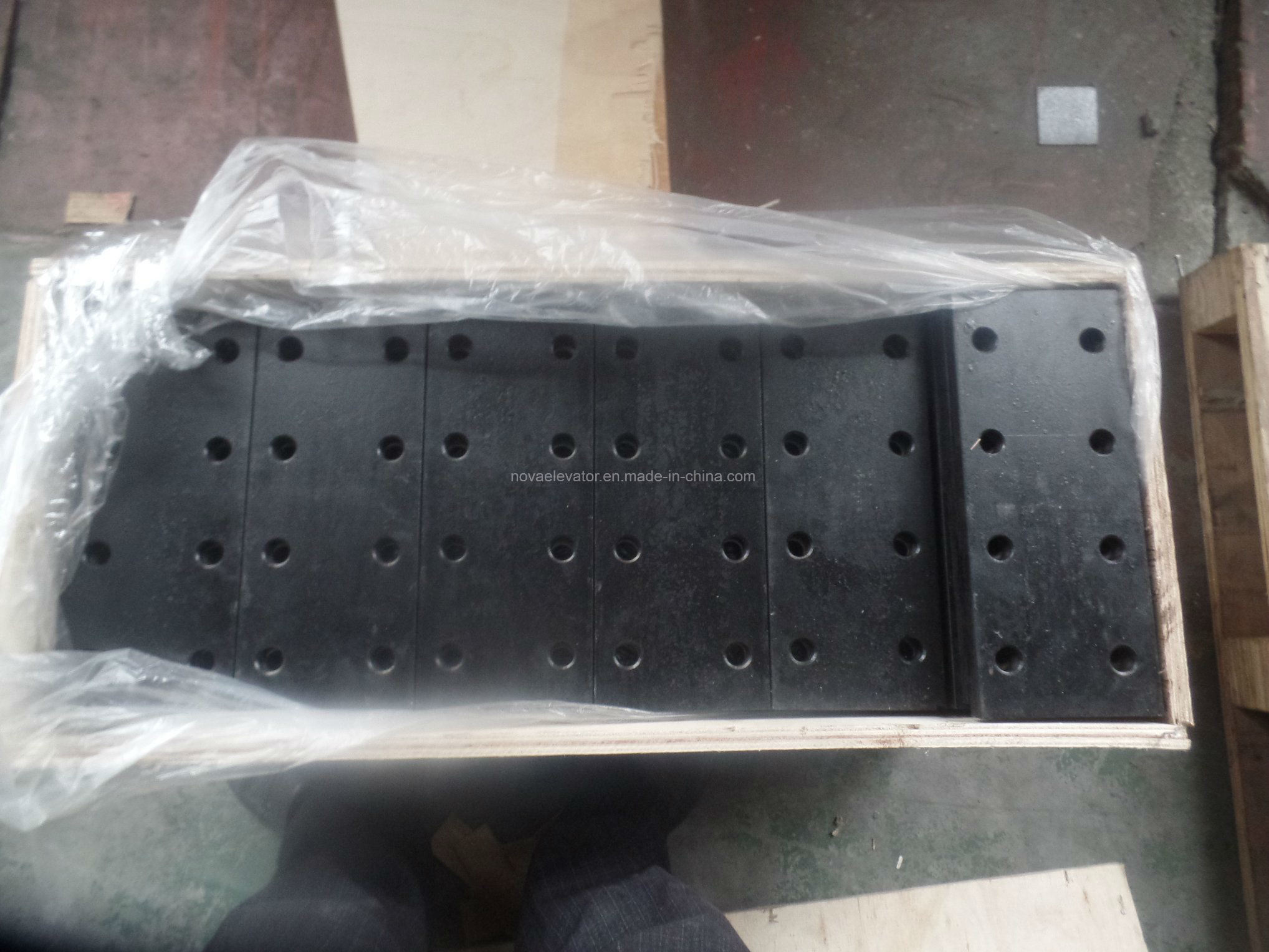 Elevator Guide Rail Standard Fishplate for Elevator Shaft Components