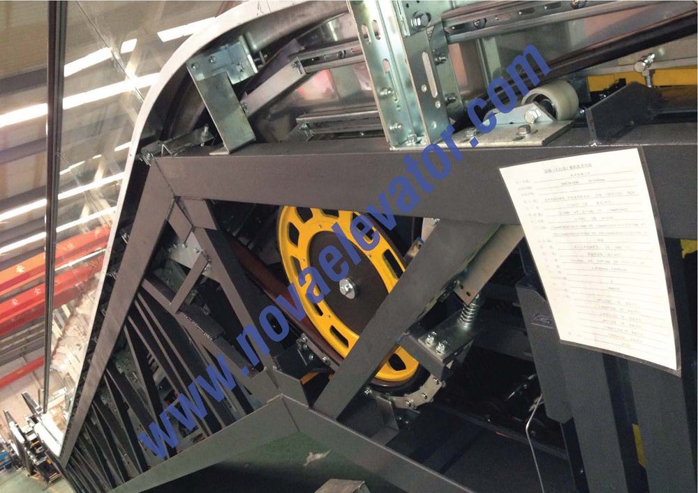 Indoor and Outdoor Escalators and Elevator for Shopping Mall