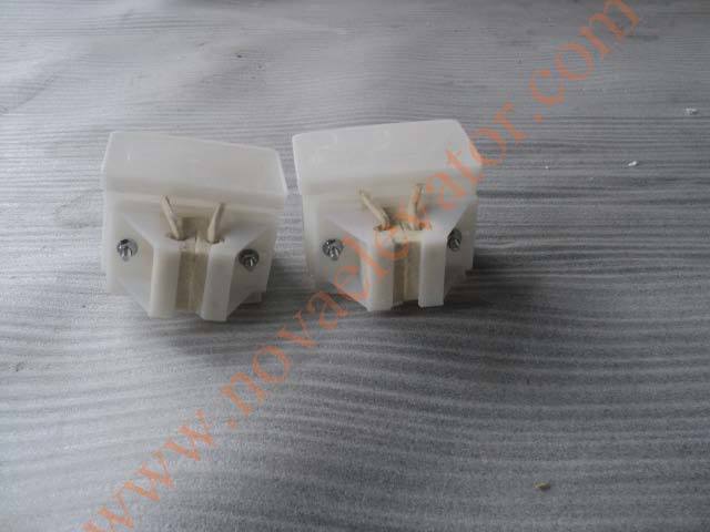 Plastic Square Tin Oil Cup for Elevator Guide Rail